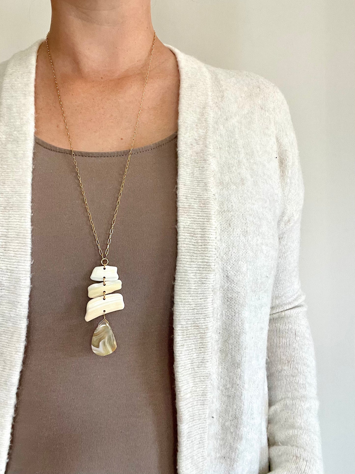 FROM THE BEACH // Agate, Shell Fragments, Gold Plated Necklace