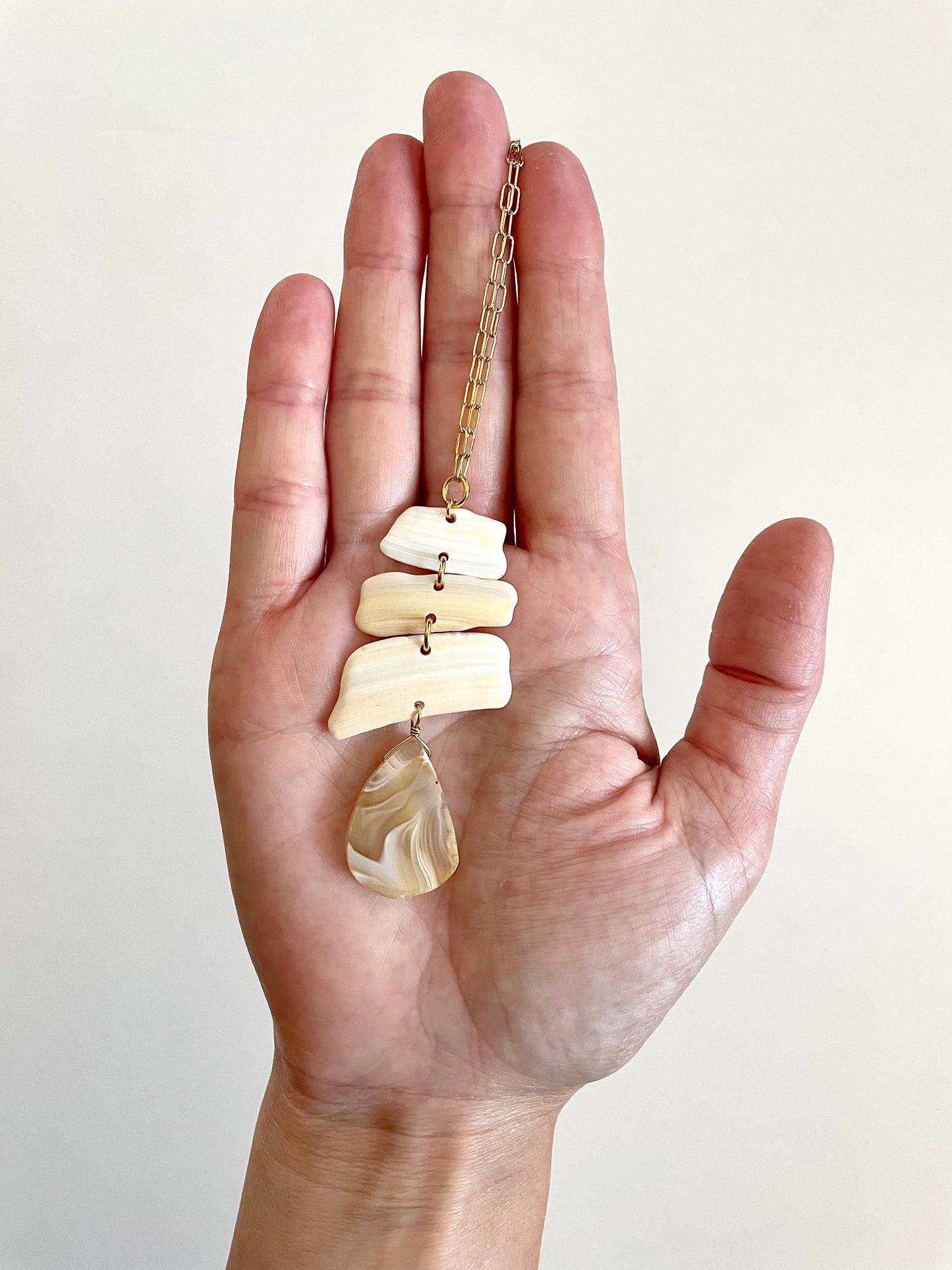 FROM THE BEACH // Agate, Shell Fragments, Gold Plated Necklace