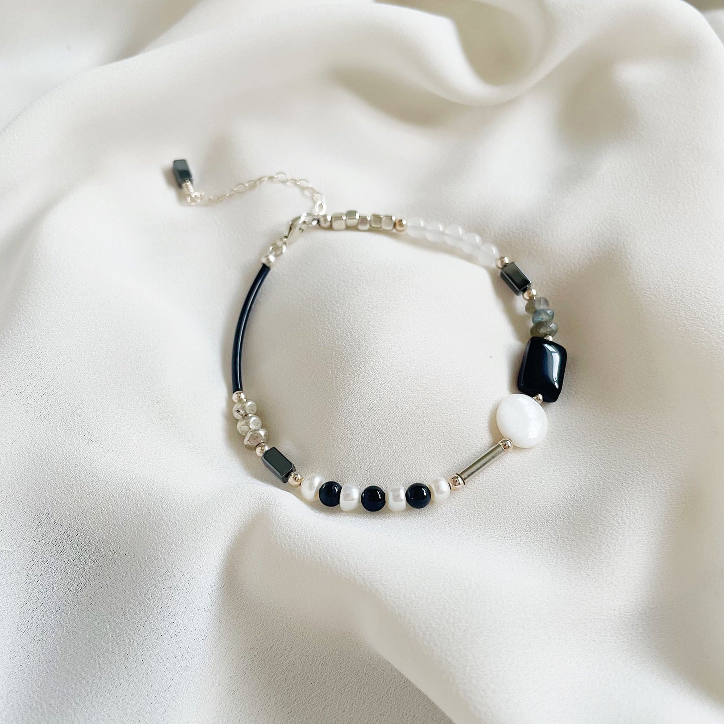 Eyer Bracelet
