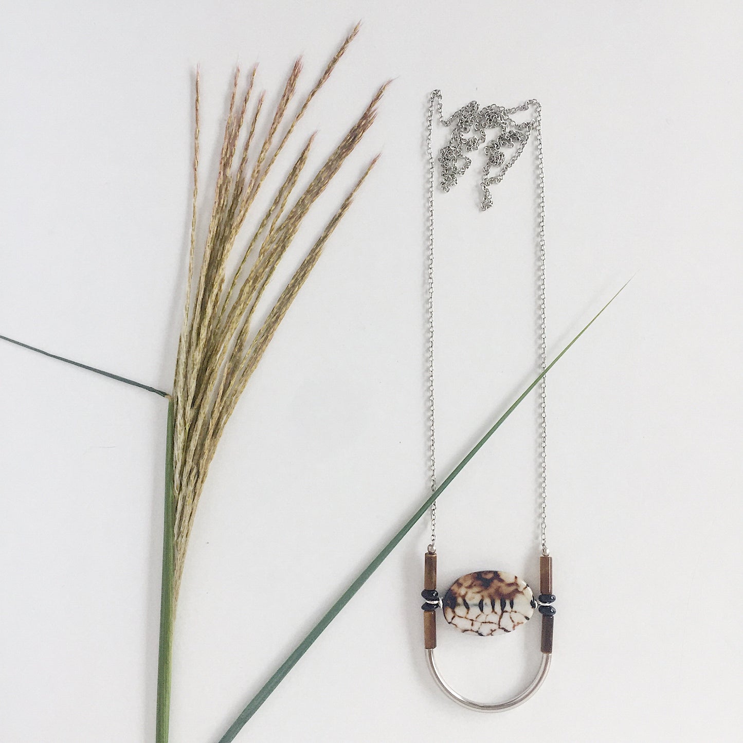 Leonis Necklace