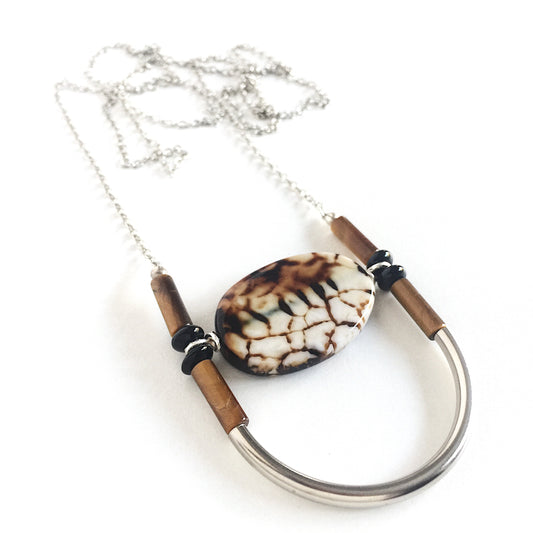 Leonis Necklace